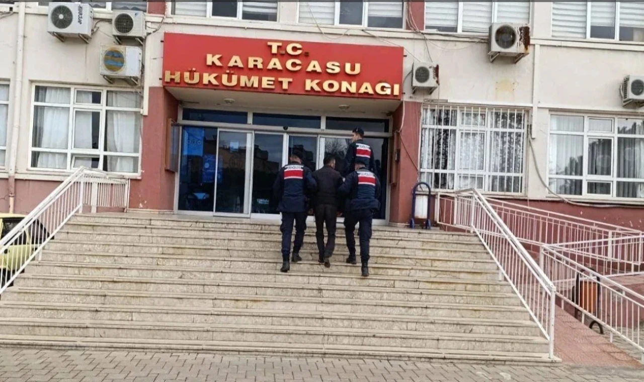 Karacasu’da Evden Cephanelik Çıktı