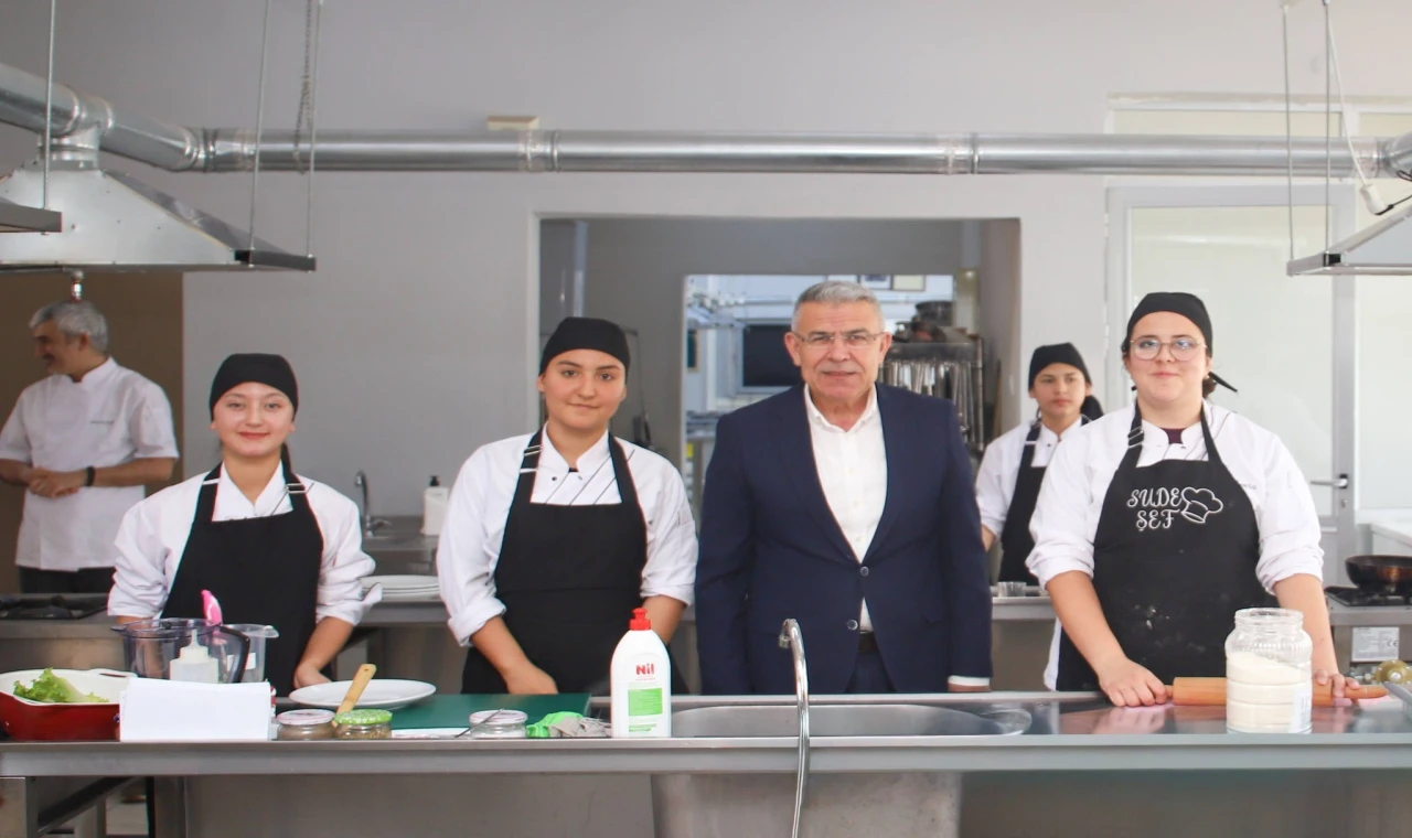 Köşk’te öğrenciler hünerlerini mutfakta sergiledi