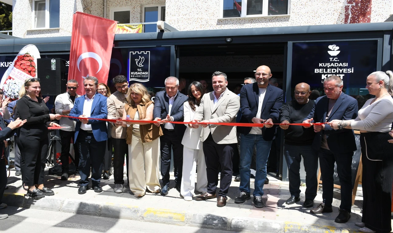 KUŞADASI BELEDİYESİ KENT LOKANTASI KAPILARINI TÜM VATANDAŞLARA AÇTI