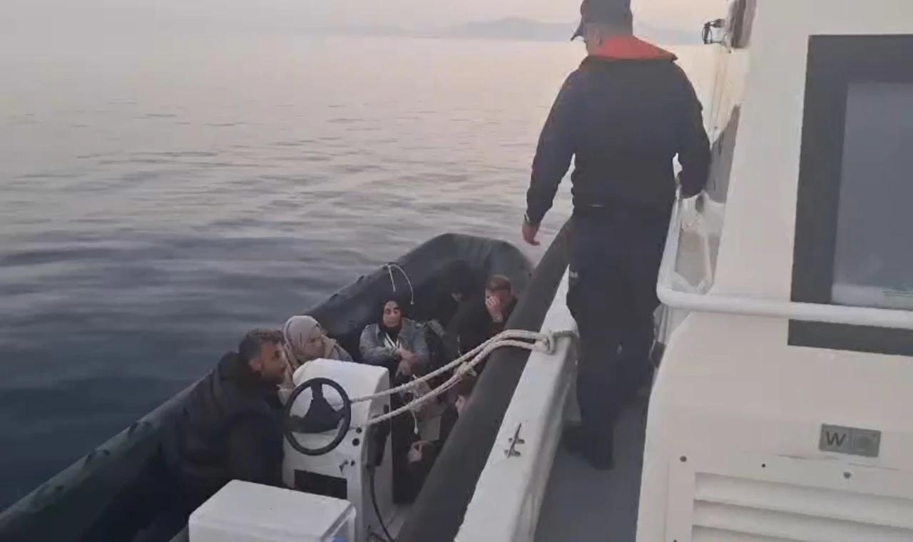Mobil radar tespit etti, yakalandılar
