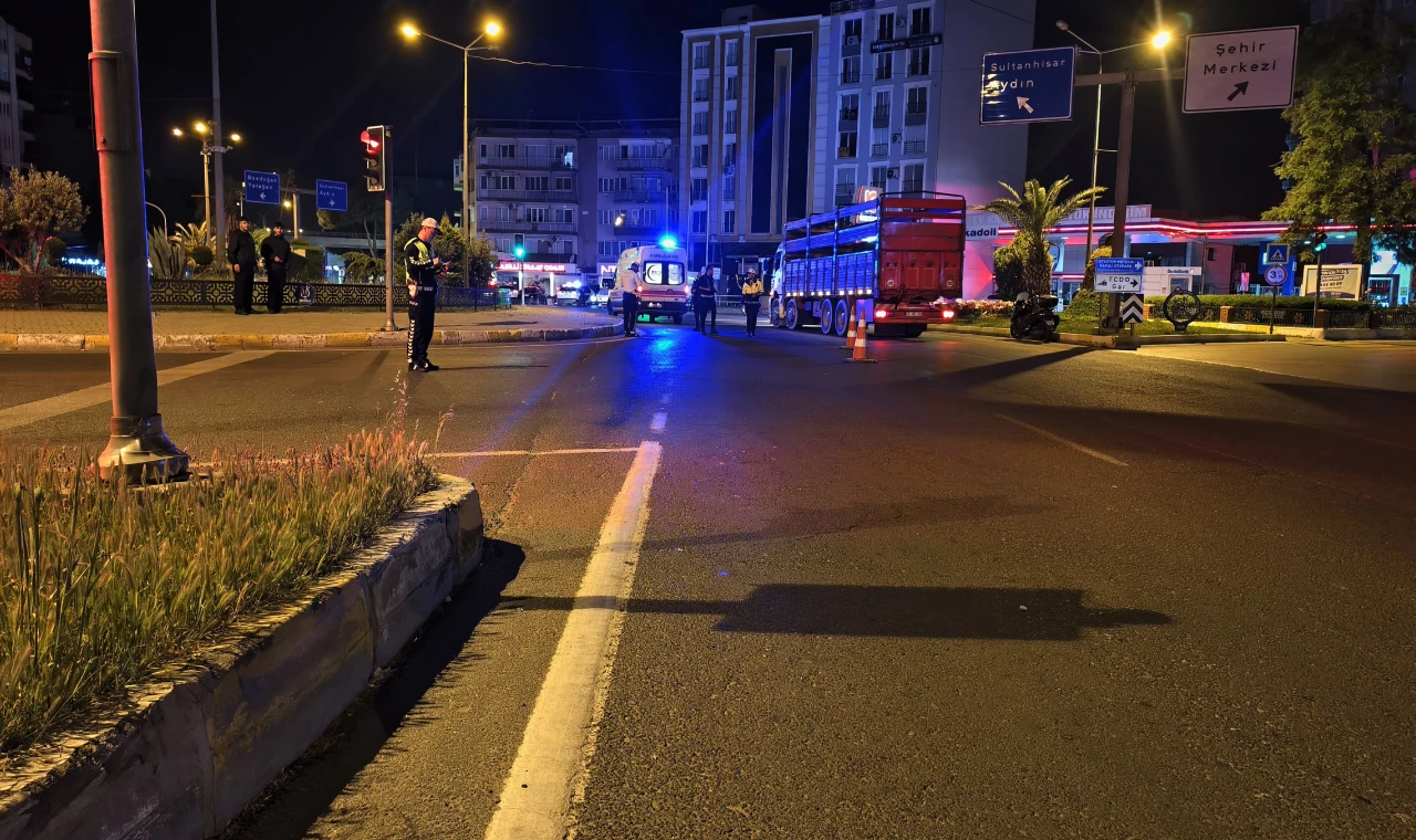 Nazilli’de Kontrolden Çıkan Motosiklet Kaldırıma Çarptı: Sürücü Metrelerce Sürüklendi