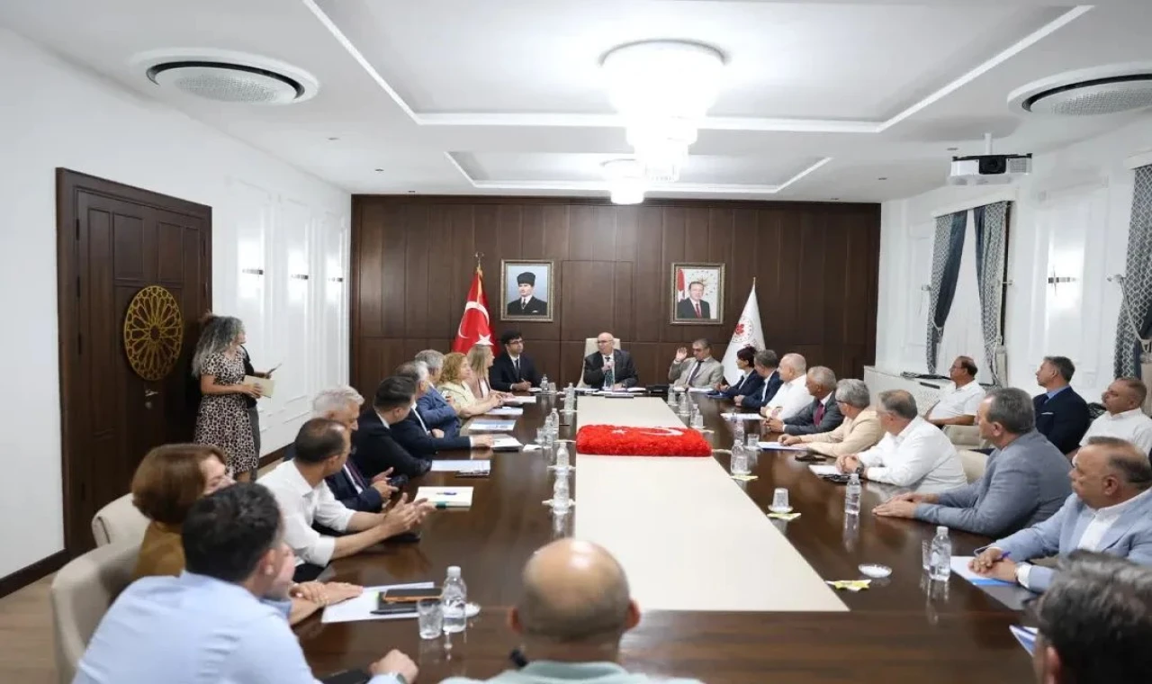 Başkan Zencirci, Hayvanları Koruma Kanunu Kapsamındaki Toplantıya Katıldı