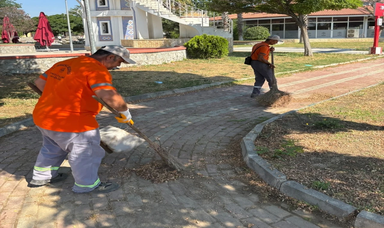 Başkan Zencirci sözünü tuttu işçiler ikramiyelerini aldı
