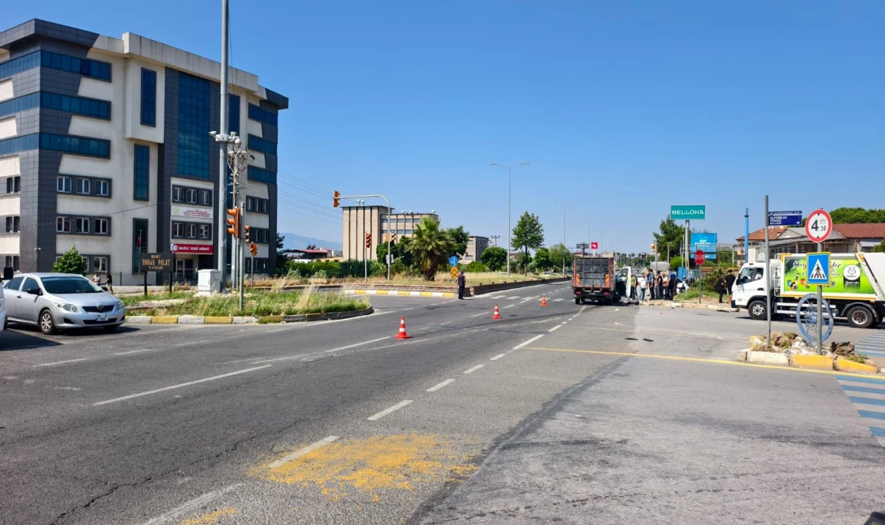 Nazilli’de Yürek Burkan Kaza: İki Kardeş  Hastaneye Kaldırıldı