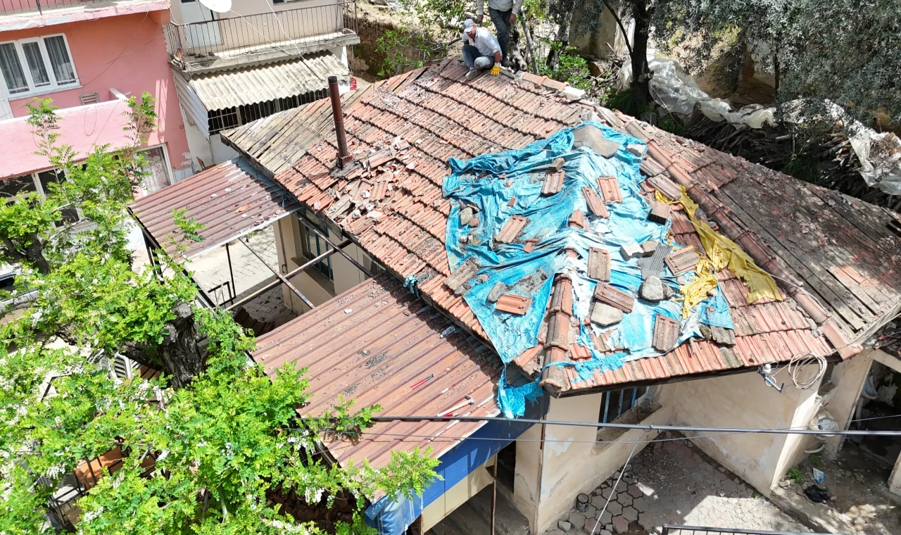 Nazilli Belediyesi Aksu’da atıl durumdaki köy konağını baştan sona yeniledi