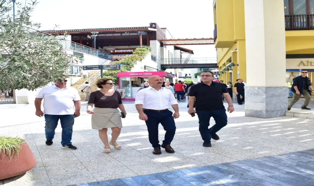 Aydın Valisi Osman Varol, Forum Aydın’da Vatandaşlarla Buluştu