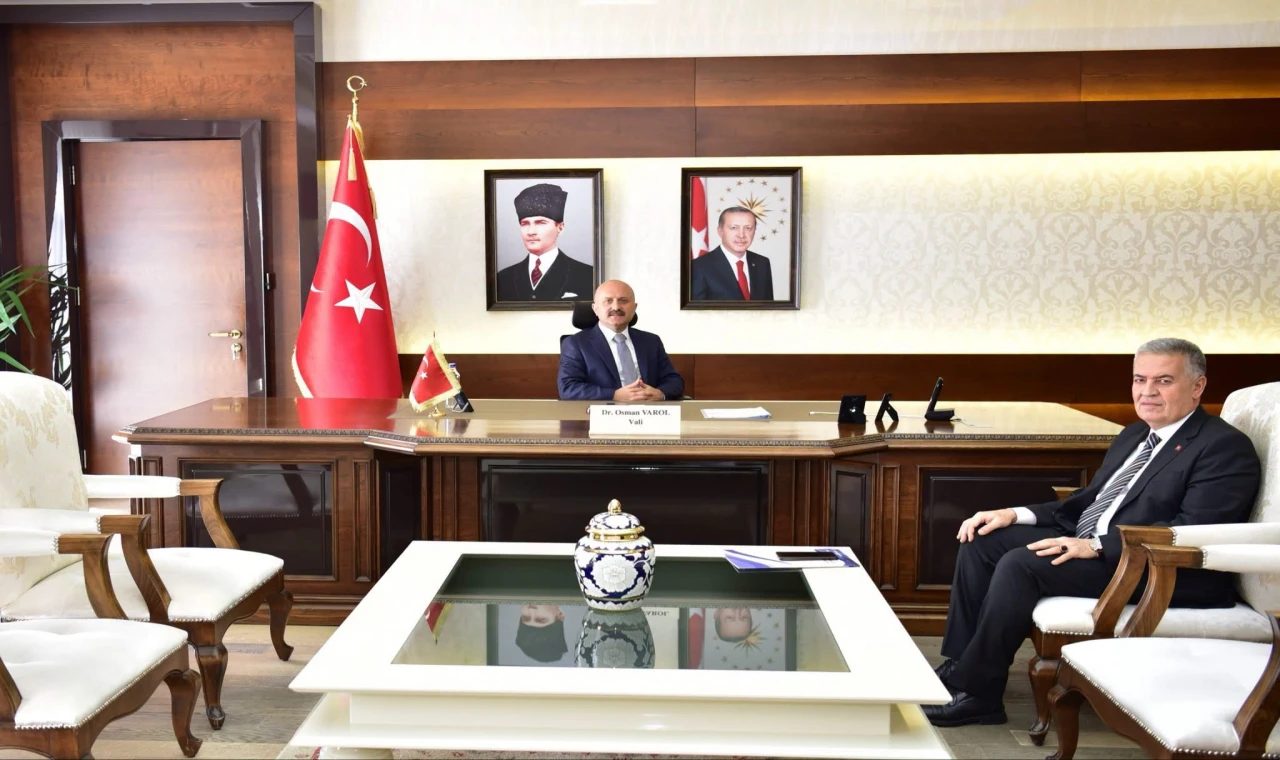 Buharkent Belediye Başkanı Mehmet Erol’dan Vali Varol’a Ziyaret