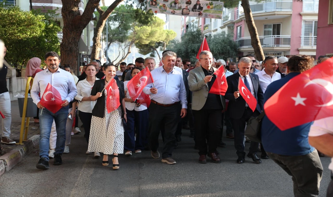NTO’nun Coğrafi İşaretli Ürünler Tanıtım Aracı Buharkent’te Yoğun İlgi Gördü