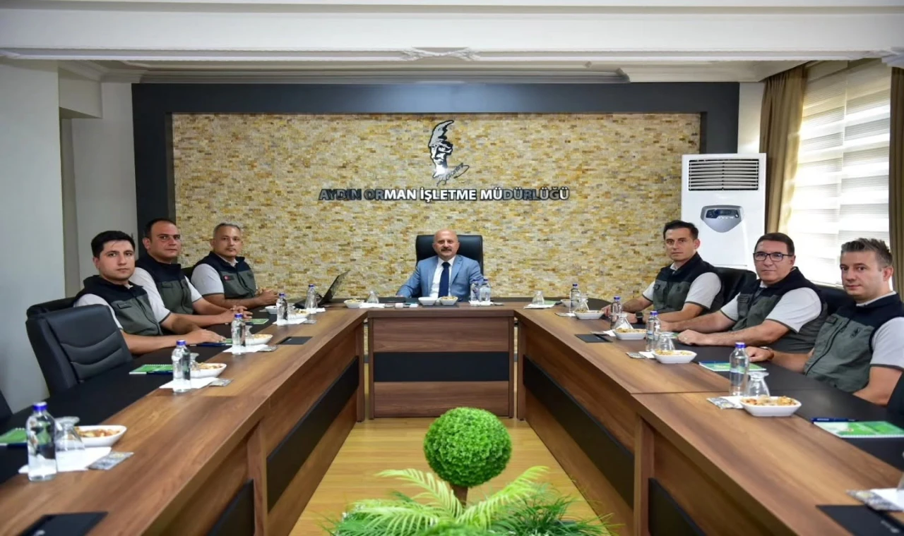 Vali Varol, Aydın Orman İşletme Müdürlüğü'nde çalışmaları değerlendirdi