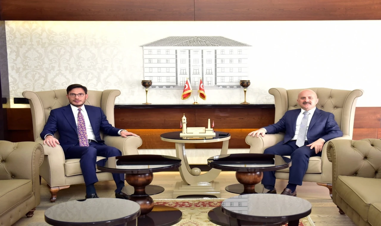 Aydın Valisi Varol’dan anlamlı kabul: Recep Yazıcıoğlu’nun oğlu makamında ağırlandı