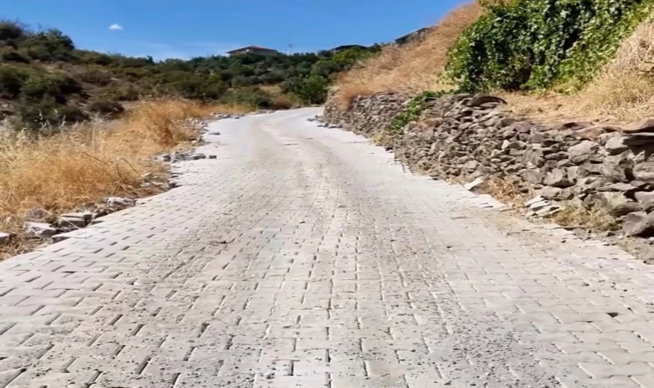 Başkan Ertuğrul Tetik’ten Yaylapınar’a Kış Öncesi Müjde: Yollar Yenileniyor