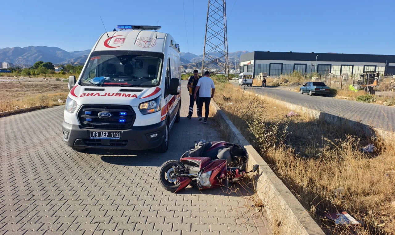 Nazilli’de Motosiklet Orta Refüje Yuvarlandı: 1 Yaralı