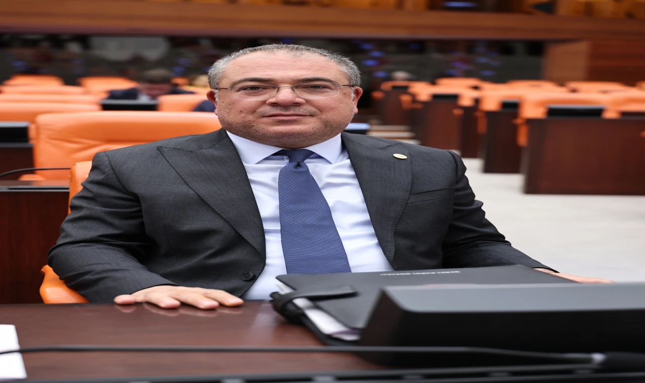 YENİ PARTİ'Lİ KARAKOZ: "AYDINLILAR, 7 EYLÜL RUHUYLA CUMHURİYET’E VE AYDIN’A SAHİP ÇIKMAYA DEVAM EDİYOR"