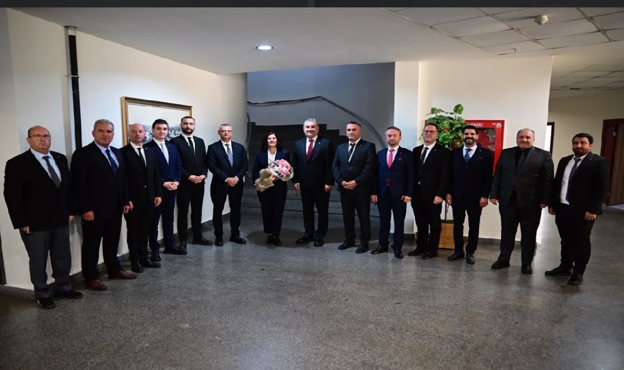 BAŞKAN ÇERÇİOĞLU’NA NAZİLLİ TİCARET ODASI’NDAN ZİYARET