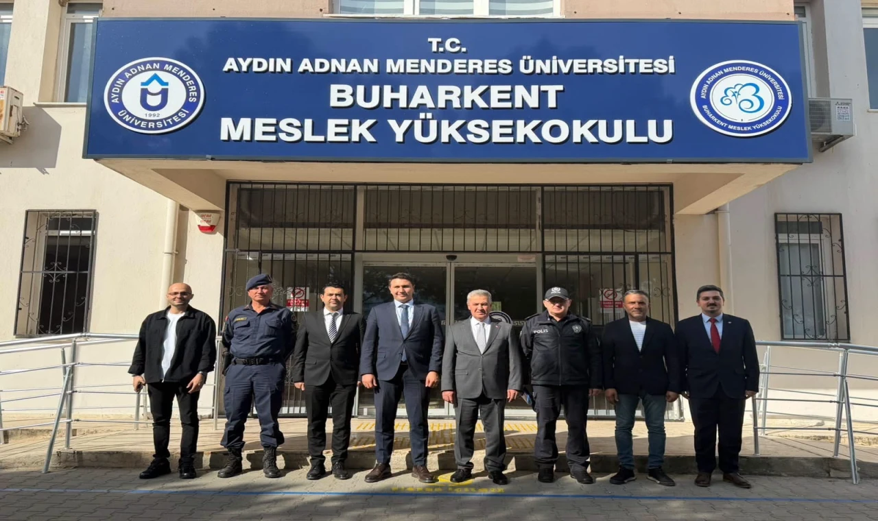 Başkan Mehmet Erol’dan Üniversiteli Gençlerle Yerel Yönetim Buluşması