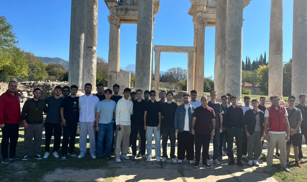 Üniversiteli gençler, Aydın’ı tanıyor