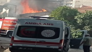 Balon Ve Düğün Süsü Şişirilen Bir Evde Yangın Çıktı