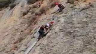 Milli Dağcıyı İtfaiye Ekipleri Kurtardı