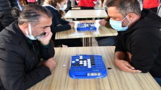 Sökeli öğretmenlerden renkli turnuva