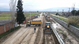 Dallıca Mahallesi Eğrek Mevkii’ndeki bağlantı yolu yenileniyor