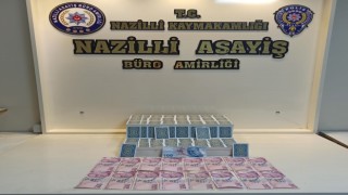 Kıraathaneye polis baskını