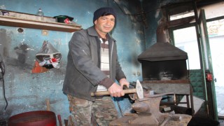 Zeytin ve zeytinyağı fiyatları arttı, el yapımı tarım aletleri değerlendirdi