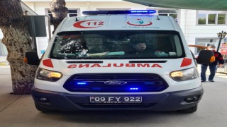 Ambulansları kaza yapan 112 ekipleri, imdada koştu