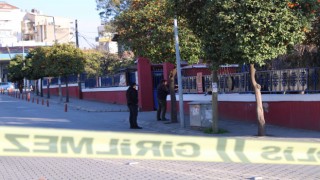 Askerlik Şubesi önünde bulunan şüpheli çanta panik yarattı