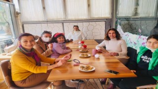 Didim’de baharın gelişi 'Martenicka' örülerek kutlandı