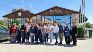 Güzelbahçe’li Kadın Muhtar ve Muhtar eşlerine Anneler Gününe özel gezi