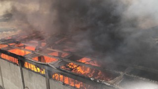 Deri fabrikasında yangın