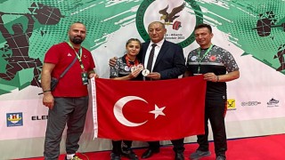 ARNAVUTLUK'TA MADALYA YAĞMURU