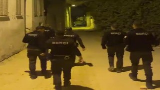 Kuşadası'nda Bekçiler suça geçit vermiyor