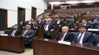 Başkan Özcan, AK Parti'de yerini aldı