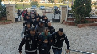 Yabancı ülke kimlikleri ile yakalanan FETÖ üyeleri adliyeye sevk edildi