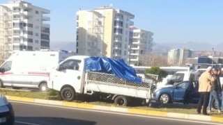 Nazilli'de zincirleme trafik kazası