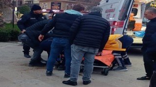 Önce tartıştı, sonra bacağına bıçak saplayıp kaçtı