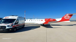 Ambulans uçak 10 günlük bebek için uçtu