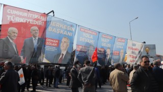 Heyecan dorukta, Cumhurbaşkanı Erdoğan geliyor