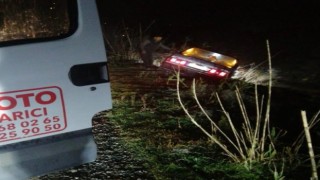 Otomobili ile dereye uçtu