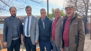 Vatandaş anlatıyor Başkan Adayı Zeki İnal talepleri dinliyor