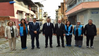 Aydın İl Sağlık Müdürü Dr. Eser Şenkul, yaşlı çınarları ziyaret