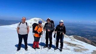 Aydınlı dağcılar Ege’de zirveyi gördü