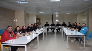 İl Sağlık Müdürü Şenkul personeller ile iftar ve sahur yaptı