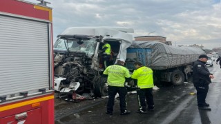 Köşk'te 2 tır çarpıştı:1 yaralı