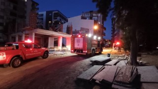 Asansör panosunda çıkan yangına itfaiye yetişti