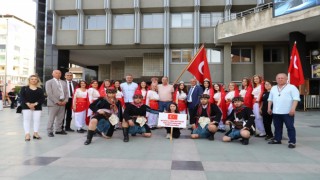 Nazilli Belediyesi Halk Oyunları Topluluğu'ndan muhteşem gösteri