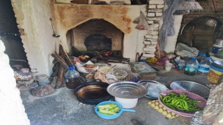 Ocak kızartması yaparken karşısında itfaiyeyi gördü