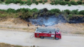 Yıldırım düştü yangın çıktı