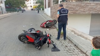 Nazilli'de 2 motosiklet çarpıştı